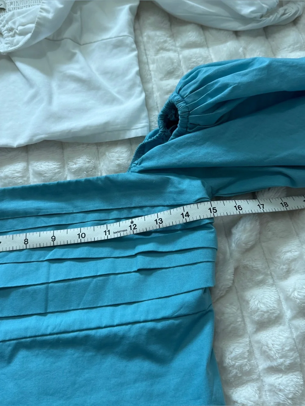 Abercrombie & Fitch Small LOT of‎ Two Cropped Puff Sleeve Peasant Tops